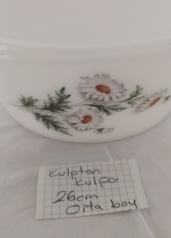 Diğer Minik atigi tencerede mevcut