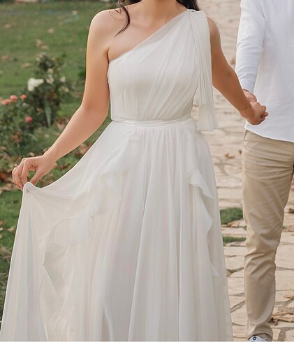 Beyaz elbise