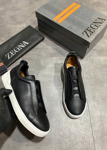 Zebra Desenli Siyah Deri Erkek Spor Ayakkabı