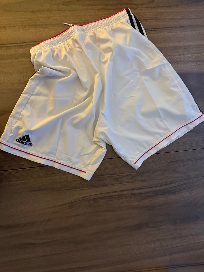 Real Madrid adidas şort M - Görsel 2