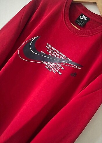 l Beden kırmızı Renk Nike sweatshirt