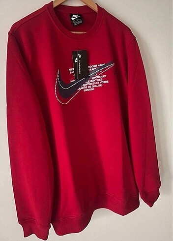 l Beden Nike sweatshirt