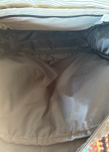  Beden siyah Renk Eastpak Basic Fermuarlı Omuz Çantası