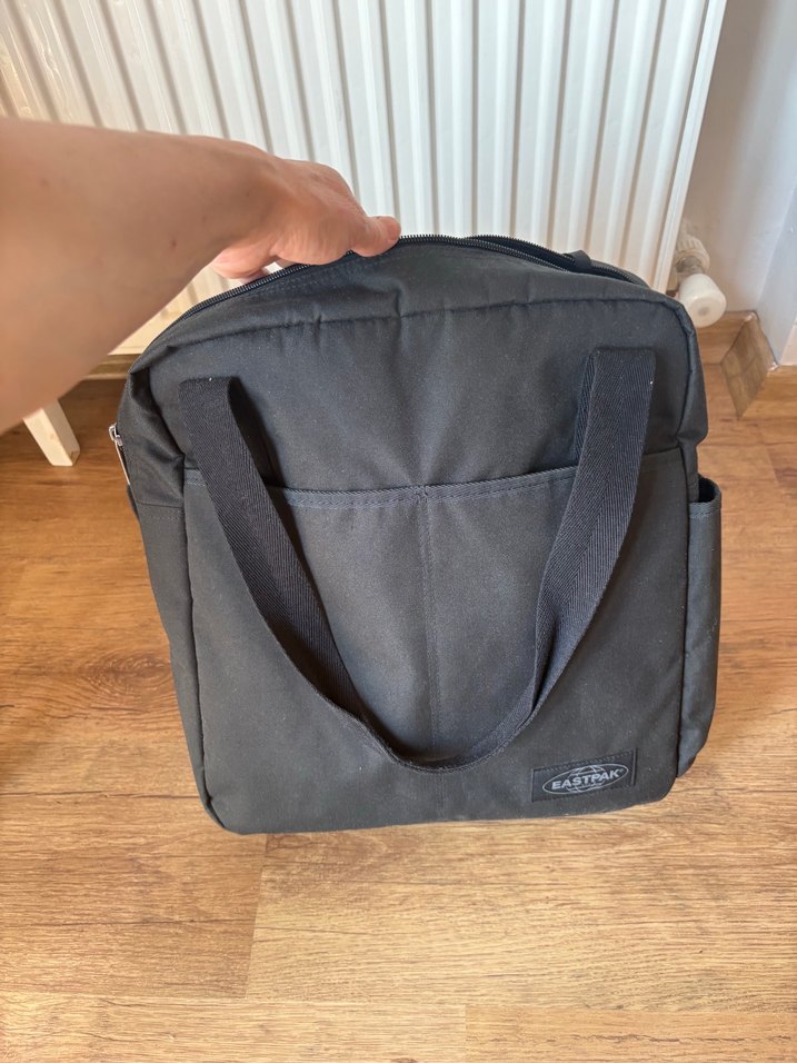 Eastpak Basic Fermuarlı Omuz Çantası - Görsel 5