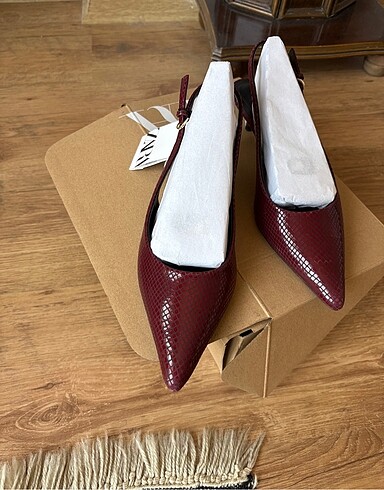 36 Beden Zara bordo ayakkabı