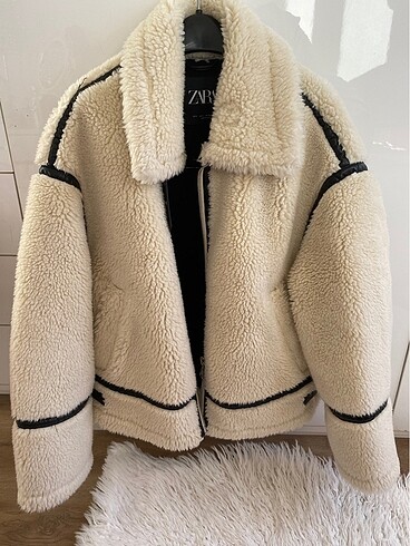 zara mont