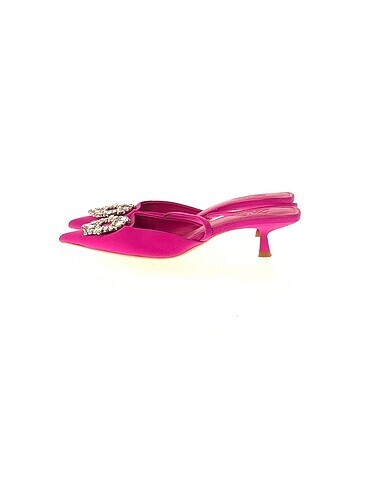Zara Stiletto %70 İndirimli.
