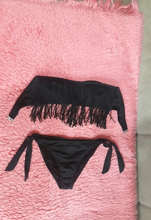 püsküllü bikini 