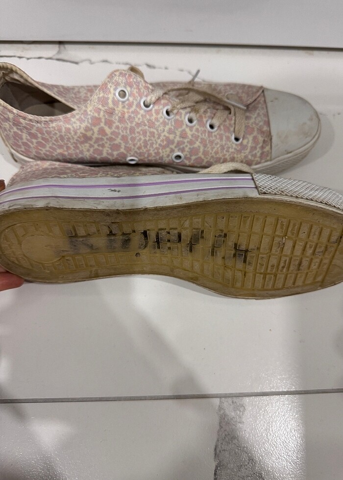 Spor ayakkabı - Görsel 2