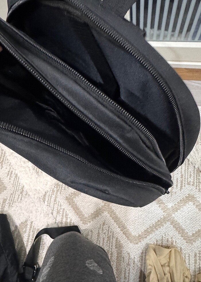 Sırt çantası - Görsel 2