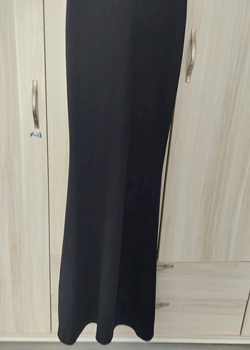 m Beden siyah Renk Siyah V Yakalı Uzun Fırfırlı Kadın Elbise