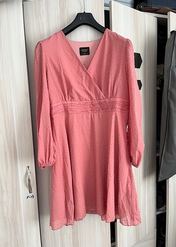 Yavruağzı Pilili V Yaka Midi Elbise - Görsel 3