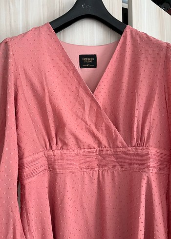 Yavruağzı Pilili V Yaka Midi Elbise - Görsel 4