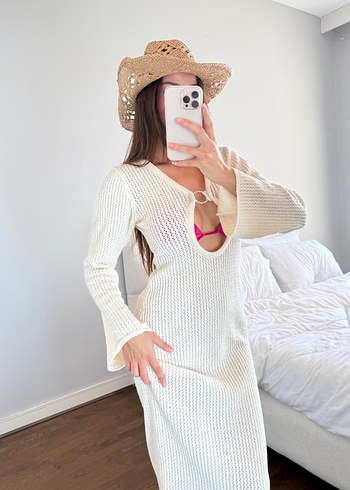 Beyaz V Yaka Uzun Triko Elbise - Görsel 3