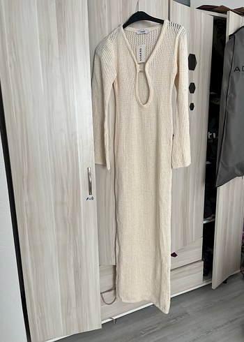 Beyaz V Yaka Uzun Triko Elbise - Görsel 7