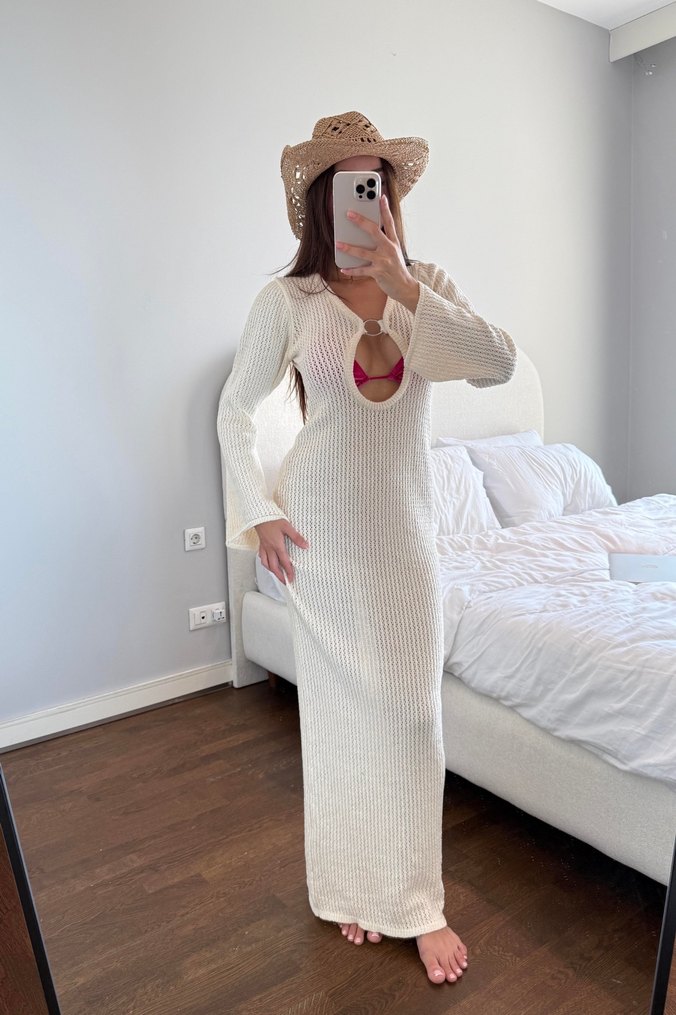 Beyaz V Yaka Uzun Triko Elbise - Görsel 4