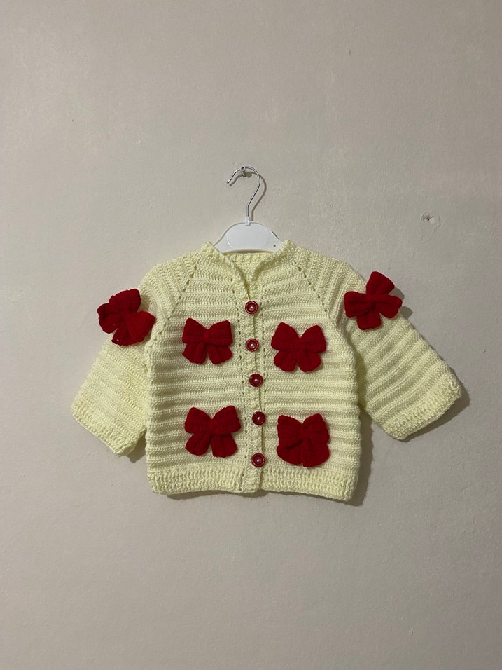 Kız Çocuk Beyaz Örgü Hırka Kırmızı Fiyonk Detaylı - Görsel 2