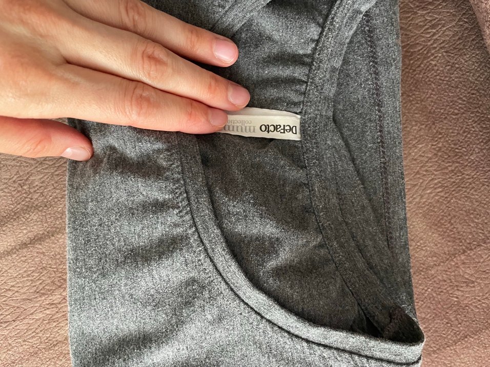 Gri Baskılı Hamile Tişörtü - Görsel 3