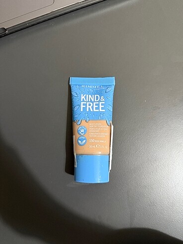 Rimmel London Kind and Free Skin Tint