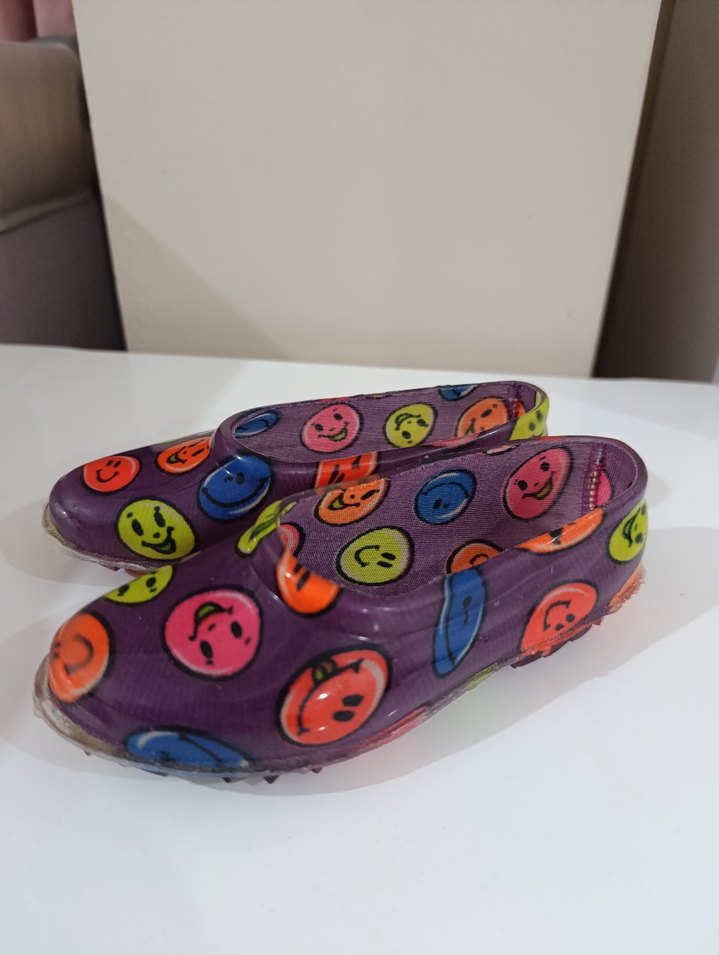 çocuk renkli lastik ayakkabı - Görsel 2