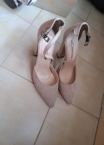 37 Beden ten rengi Renk Stiletto 