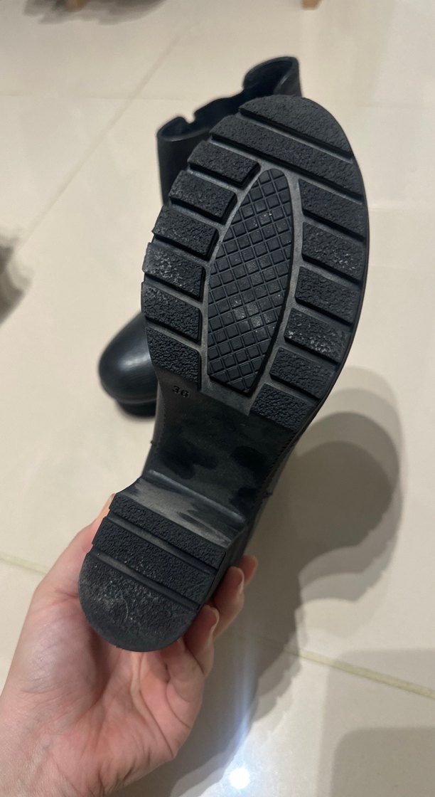 Kadın Siyah Deri Dolgu Topuk Bot - Görsel 4