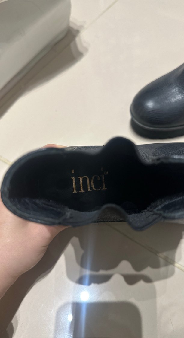 Kadın Siyah Deri Dolgu Topuk Bot - Görsel 3