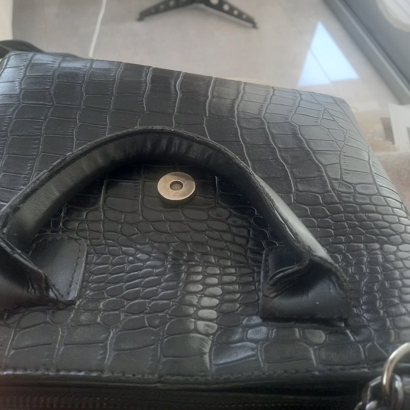 ZARA Tokalı Siyah Yılan Derisi Desenli Deri Kadın Çanta - Görsel 5