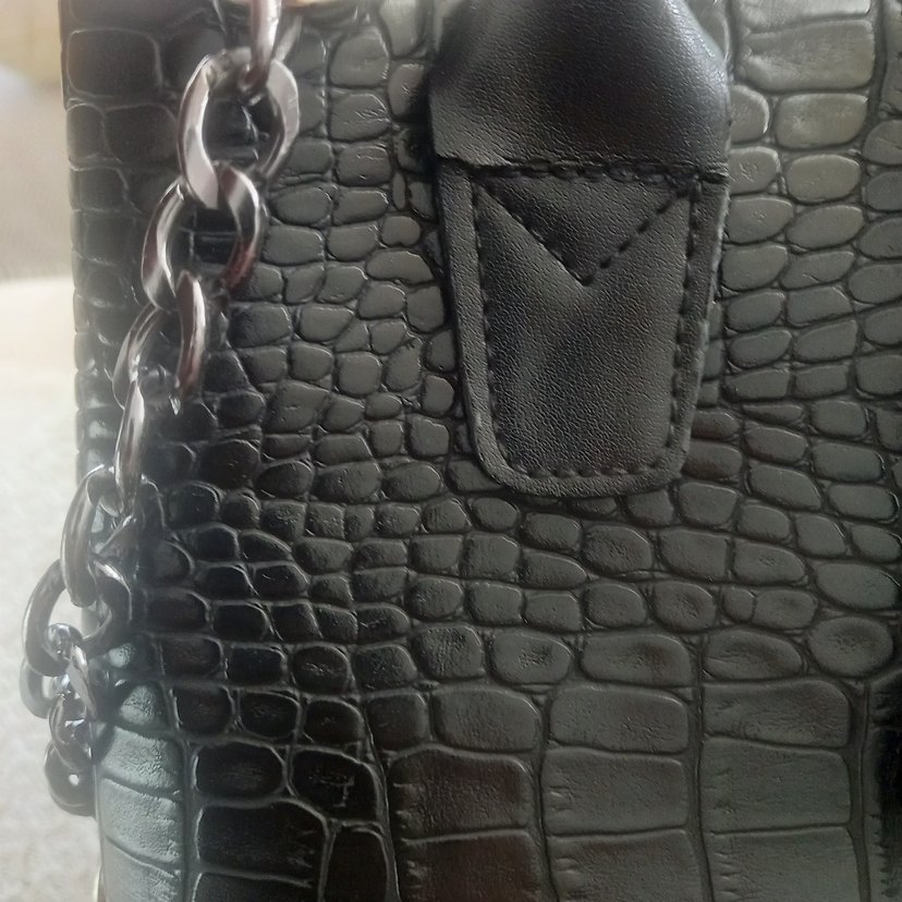 ZARA Tokalı Siyah Yılan Derisi Desenli Deri Kadın Çanta - Görsel 2