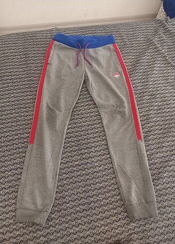 10 Yaş Beden gri Renk Bahçeşehir koleji eşofman altı ve sweatshirt 