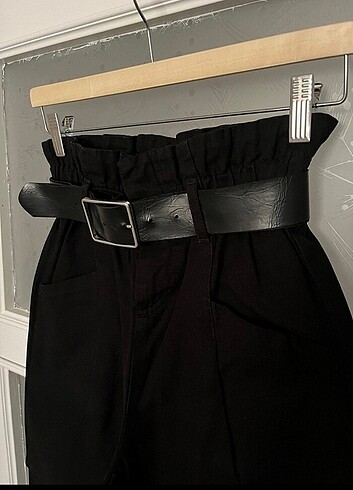 xs Beden Bershka pantolon