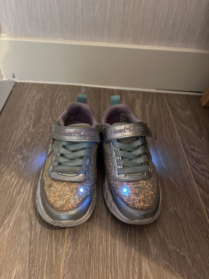 Kız Çocuk Simli Işıklı Spor Ayakkabı - Görsel 2