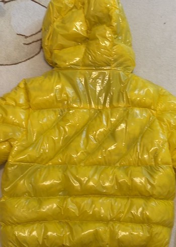 Parlak Sarı Kapüşonlu Erkek Çocuk Mont - Görsel 3