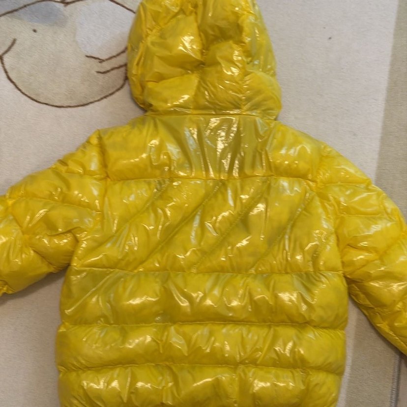 Parlak Sarı Kapüşonlu Erkek Çocuk Mont - Görsel 3
