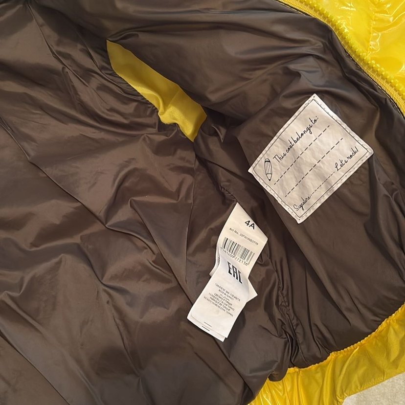 Parlak Sarı Kapüşonlu Erkek Çocuk Mont - Görsel 5