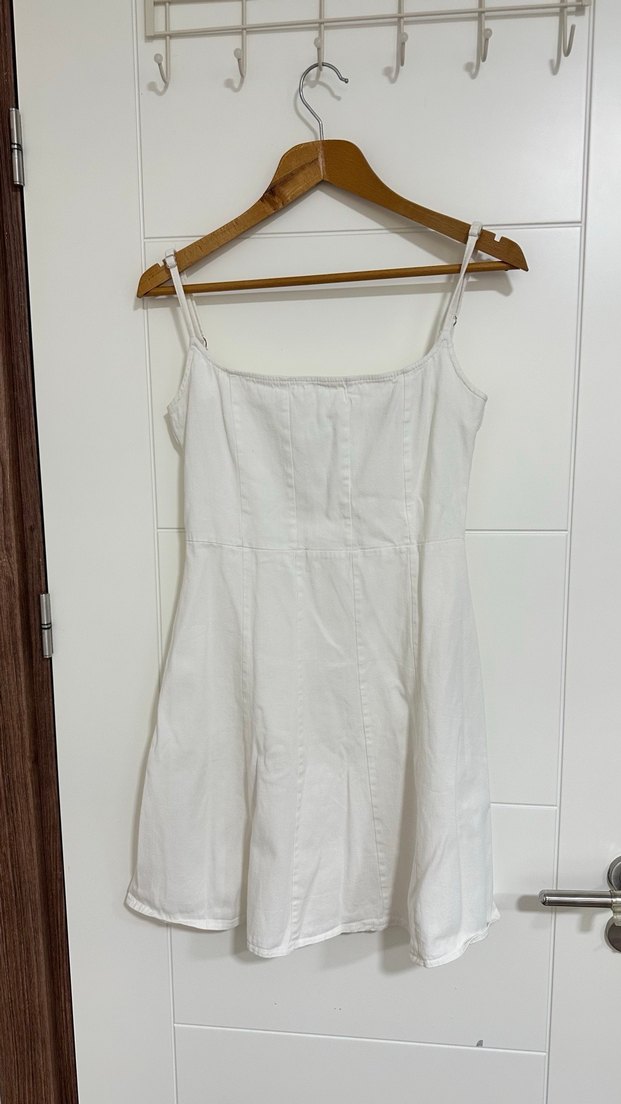 Beyaz Keten Midi Askılı Elbise - Görsel 2