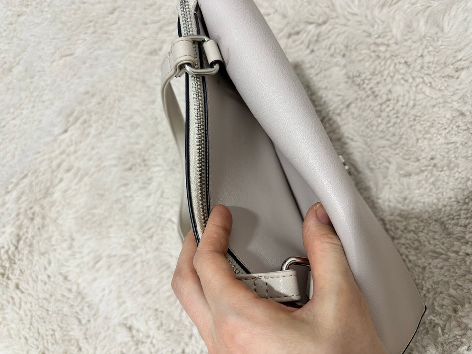 Minimalist Bej Deri Kadın Çanta - Görsel 3