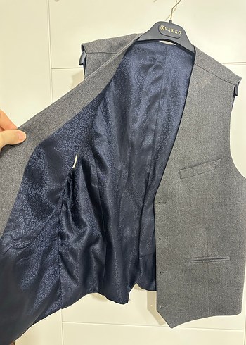 Erkek Gri Düğmeli Kolsuz Yelek - Görsel 2