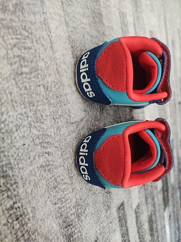 18 Beden mavi Renk Adidas ilk adım