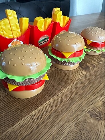 Oyuncak hamburger seti