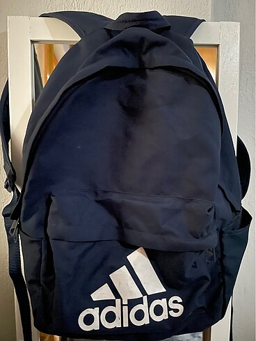 Adidas sırt çantası