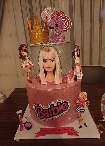 Barbie temalı maket pasta