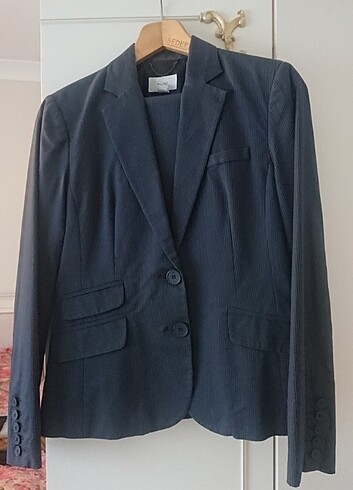 Mango marka 42 beden pantolon ceket takımdır 