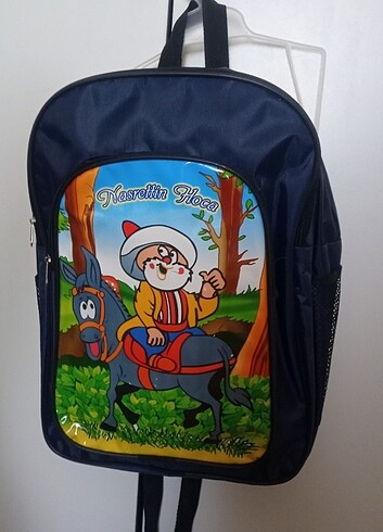 Çocuk okul çantası 