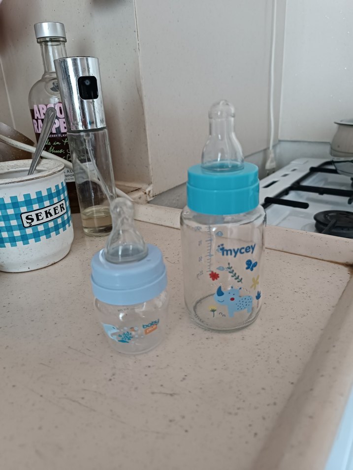 Renkli Mavi Bebek Biberonları - Görsel 3