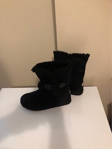 Ugg bot
