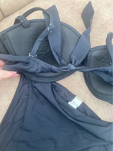36 Beden Siyah bikini