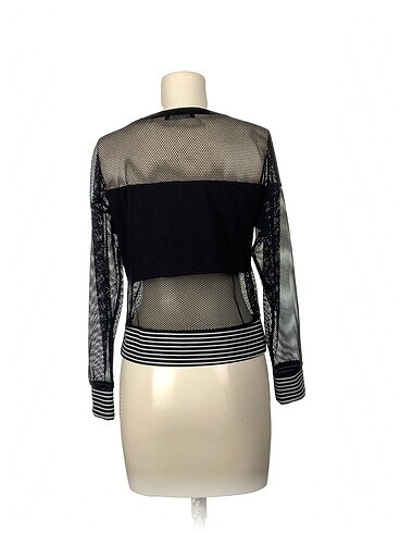 m Beden PreLoved Bluz %70 İndirimli.