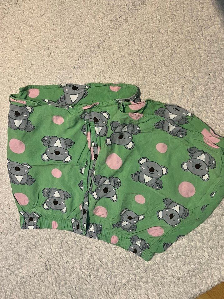 Kızlar için Yeşil Batik Desenli pijama takımı - Görsel 2