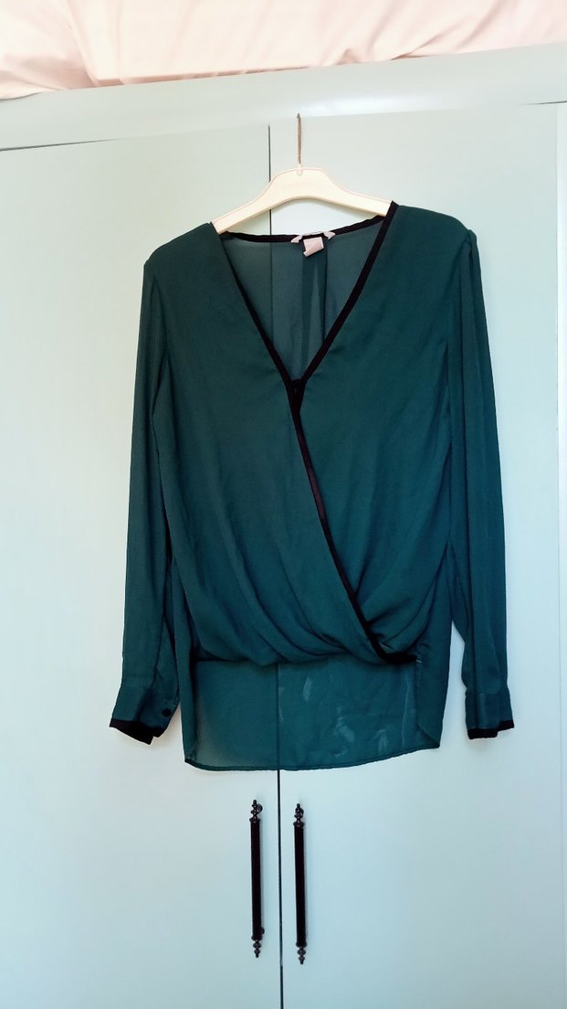 H&M Zümrüt Yeşili Uzun Kollu Drapeli Bluz - Görsel 3